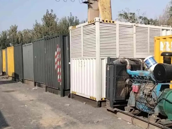 滁州200KW柴油发电机机组每小时油耗是多少？